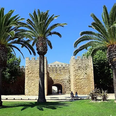 Avenida - Sunny Over The Marina 公寓